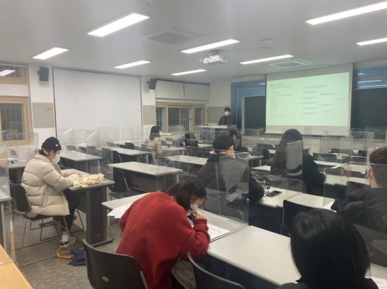 그림입니다.원본 그림의 이름: CLP00003c98000a.bmp원본 그림의 크기: 가로 551pixel, 세로 412pixel